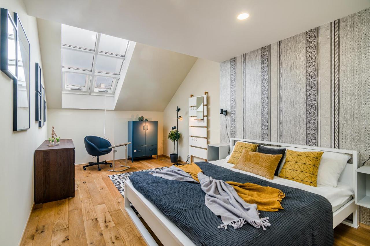 Апартаменты Prague Days - Premium Loft W Terrace - View - Netflix - Ac Экстерьер фото